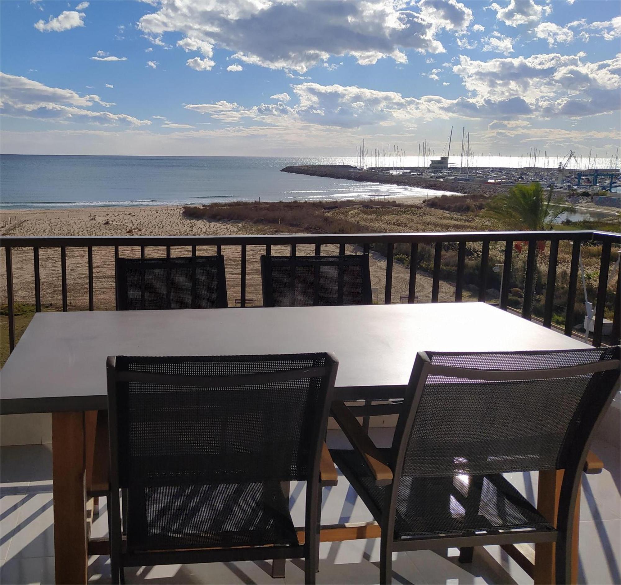Espectaculares Vistas Al Mar En Segur De Calafell Apartamento Exterior foto