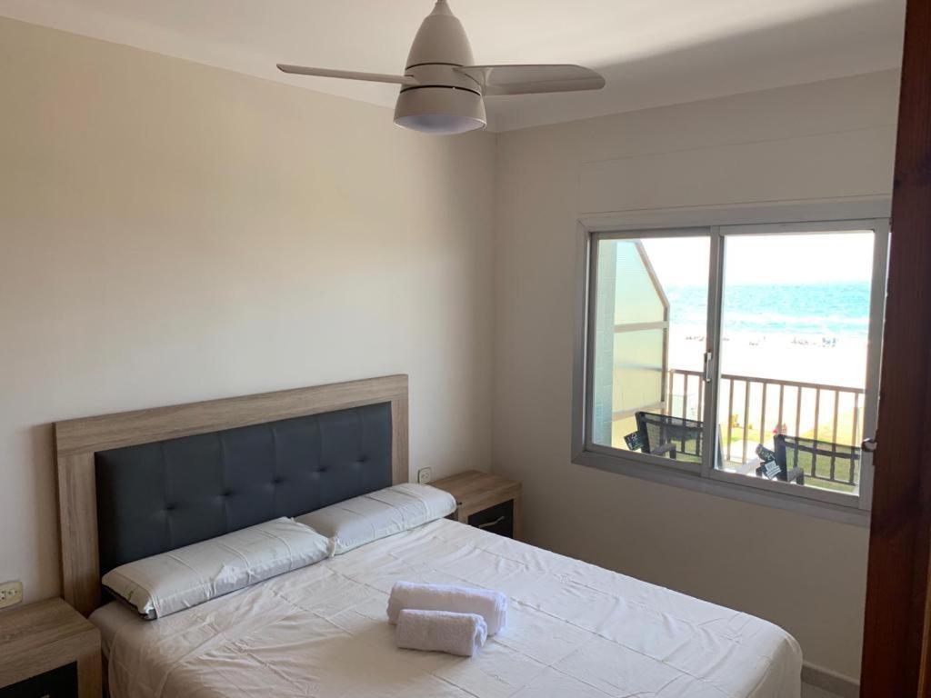 Espectaculares Vistas Al Mar En Segur De Calafell Apartamento Exterior foto
